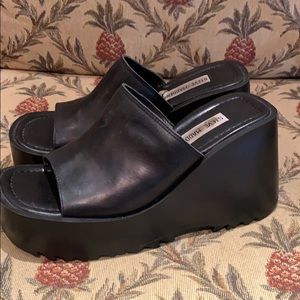 90’s Steve Madden sandals